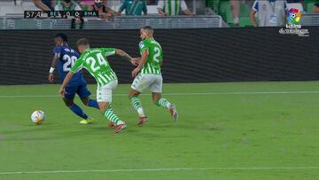 El regate de regates de Vinicius: está por ver si Mbappé inventaría algo así de blanco contra dos