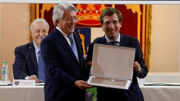 Enrique Cerezo y Martínez-Almeida, en Alalpardo