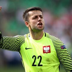 Pellegrini suma a ex arquero del Arsenal como tercer refuerzo