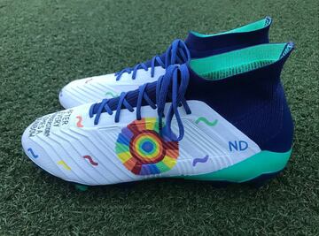 Los Red Bulls jugarán con botines diseñados por niños con cáncer