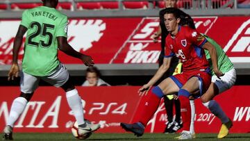 Nacho pasa el bal&oacute;n.