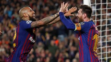 Arturo Vidal devuelve los elogios a Messi: "gracias extraterrestre"