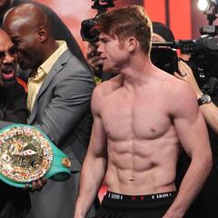 Canelo: "Perdí por falta de experiencia ante Mayweather"