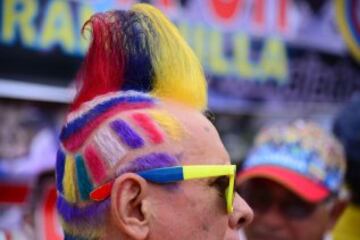 Colombia debuta en las Eliminatorias ante Perú. Ambiente de fiesta y de carnaval en El Metropolitano.