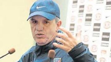 <b>SERIO. </b>Aguirre no quiere despistes ni relajaciones contra el Athletic.