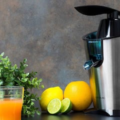 Este exprimidor eléctrico, desmontable y con dos filtros tiene un 35% de descuento