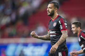 El defensa argentino llegó a Xolos de Tijuana en agosto de 2016. Aguilera se aclimató rápidamente a la Liga MX.