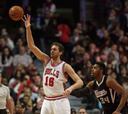 Pau Gasol sigue de dulce: 26-16, a dos dobles-dobles de Jordan