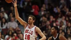 Pau Gasol sigue de dulce: 26-16, a dos dobles-dobles de Jordan