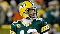 GREEN BAY, WI - JANUARY 8: Aaron Rodgers #12 of the Green Bay Packers drops back to pass in the second quarter during the NFC Wild Card game against the New York Giants at Lambeau Field on January 8, 2017 in Green Bay, Wisconsin.   Jonathan Daniel/Getty Images/AFP
 == FOR NEWSPAPERS, INTERNET, TELCOS &amp; TELEVISION USE ONLY ==