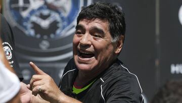 Diego Armando Maradona. 