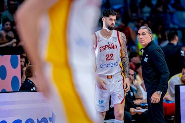 La victoria sirvió a España para ponerse en el grupo con un balance de 2-1, mejor que el 1-2 de Georgia aunque peor que el 3-0 de Grecia, pendientes todos de Bosnia y de Italia. 