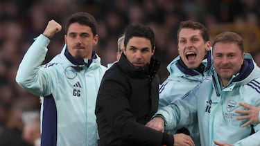 Carlos Cuesta, un español de 29 años, es el nuevo entrenador del Parma y todo empezó en Twitter