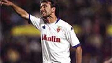 <b>SE DESPIDE</B>. Juanele no volverá a vestir la camiseta del Zaragoza.