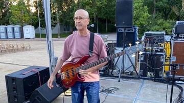 Muere Amado Ja谷n, creador de la canci車n &Un rayo de sol*