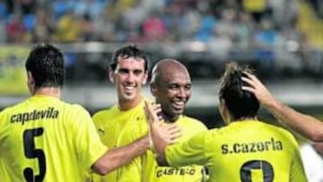 <b>SIN PROBLEMAS. </b>El Submarino pudo festejar hasta media docena de goles para sellar el pase a la liguilla de la Europa League.