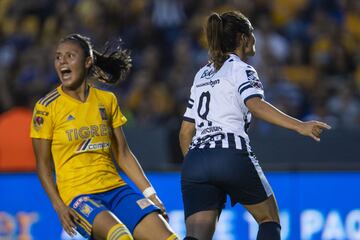 El Clásico Regio entre las Felinas de Tigres y las Rayadas de Monterrey regaló un emocionante empate a 2, con remontada, penal incluido y marca de asistencia con más de 37,500 asistentes.