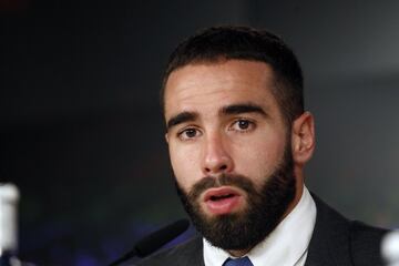 Carvajal emocionado en el acto de su renovación