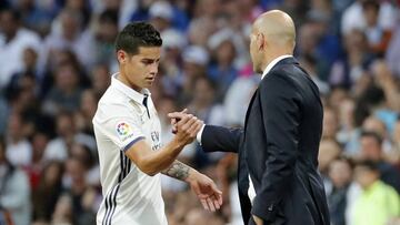 James comes off after applauding the Bernab&eacute;u