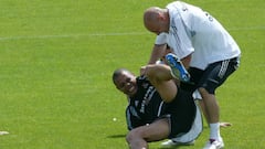 Thomas Gravesen y Ronaldo, durante un entrenamiento del Real Madrid.