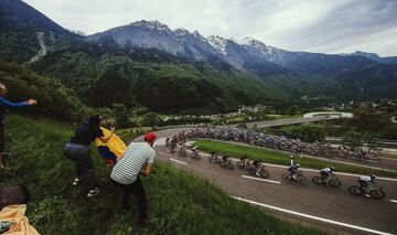 El pelotón durante la 20ª etapa del Giro de Italia.