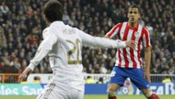 <b>ERROR. </b>Godín sólo tenía que despejar un balón largo, pero incomprensiblemente no lo hizo y le dejó el balón a Higuaín para marcar.