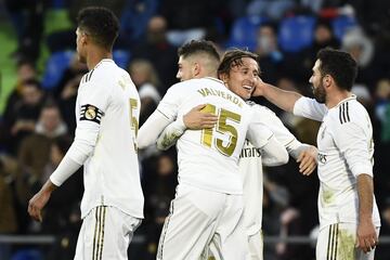 El jugador del Real Madrid, Modric, celebra el 0-3 al Getafe.