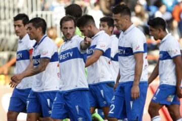 Futbol, Huachipato vs Universidad Catolica.
Campeonato de Clausura 2016/17
Los jugadores de Universidad Catolica abandonan la cancha tras el primer tiempo del partido de primera division contra Huachipato en el estadio Cap en Talcahuano, Chile.
07/05/2017
Paul Plaza/Photosport*****

Football, Huachipato vs Universidad Catolica.
Clousure Championship 2016/17
Universidad Catolica's players leave the field after the first half of the first division football match against Huachipato at the Cap stadium in Talcahuano, Chile.
07/05/2017
Paul Plaza/Photosport