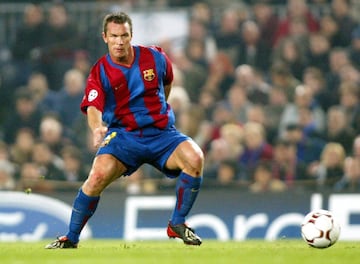 El defensa sueco llegó al Barça la temporada 2001/02, procedente del Bayern de Múnich. Andersson disputó pocos minutos como azulgrana durante las tres temporadas que permaneció en el club, debido a las lesiones que sufrió.