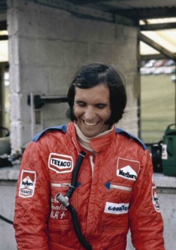 Emerson Fittipaldi conquistó 2 títulos de F1 y luego competiría en la Indy Car llevándose varios títulos y venciendo en varias ocasiones las 500 millas de Indianapolis.