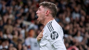 Federico Valverde celebra su gol ante el Athletic, en el partido de la jornada 32 de LaLiga.