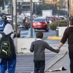 Regreso a las aulas: por qué los padres han rechazado la propuesta de AMLO