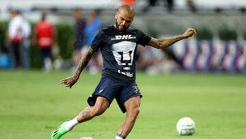 La inactividad que tendría Dani Alves si Pumas no clasifica