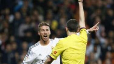 Undiano Mallenco expulsa a Sergio Ramos.