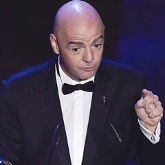 El plan FIFA contra los sueldos de los agentes y las cesiones