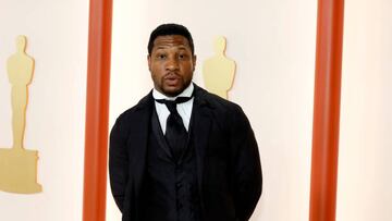 Jonathan Majors’ lawyer shares texts from alleged victim