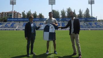 El Sabadell cierra la renovación de Adri Cuevas