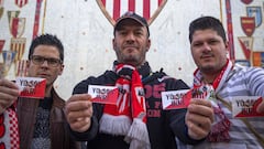 Los Biris acuden con un notario para que certifique la prohibición de entrar con la pancarta