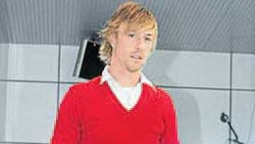 Guti.