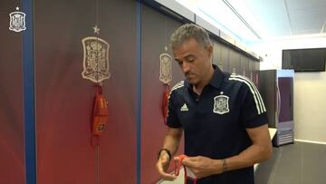 Luis Enrique dio la lista de la Selección... ¡con 24 mascarillas! Este fue el momento