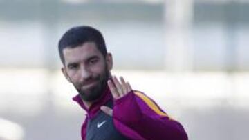 Arda no quiere salir del club, pero ansía poder jugar más