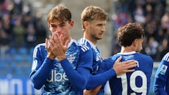 Nico Paz hace la magia y Alberto Moreno, los goles