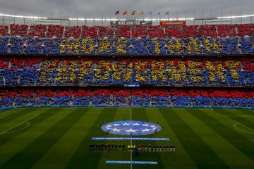 El partido de Champions entre Barcelona y Real Madrid ha batido el récord mundial de asistencia a un partido de fútbol femenino con 91.553 espectadores. El aspecto del Camp Nou era espectacular. 