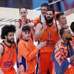 Un Valencia mayúsculo tumba al CSKA Moscú de Mike James