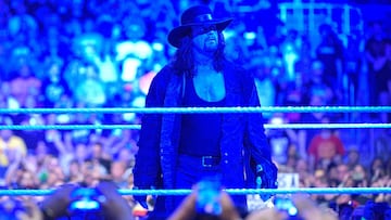 En noviembre de 2020, el legendario luchador colgó su sombrero para despedirse del legendario personaje al que dio vida durante tres décadas.