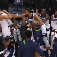 Los Wolves sancionan a Gobert