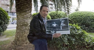 El campeón de boxeo Perico Fernández muere a los 64 años