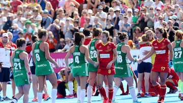 London (United Kingdom), 04/08/2018.- Spain players are dejected after losing against Ireland in a penalty shoot out during the women&#039;s Field Hockey World Cup match between Ireland and Spain at the Lee Valley Hockey Centre, Queen Elizabeth Olympic Pa