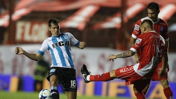 Augusto Solari, durante un partido con Racing de Avellaneda.