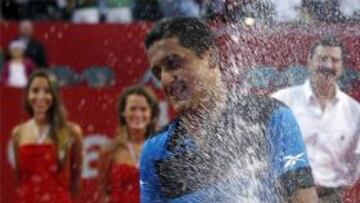 <b>EN RACHA.</b> Almagro ha ganado en Buenos Aires una semana después de vencer en Brasil.